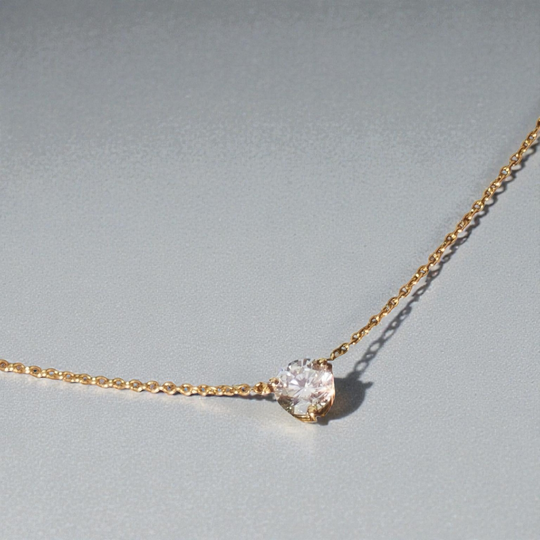 The Quiet Luxury Solitaire